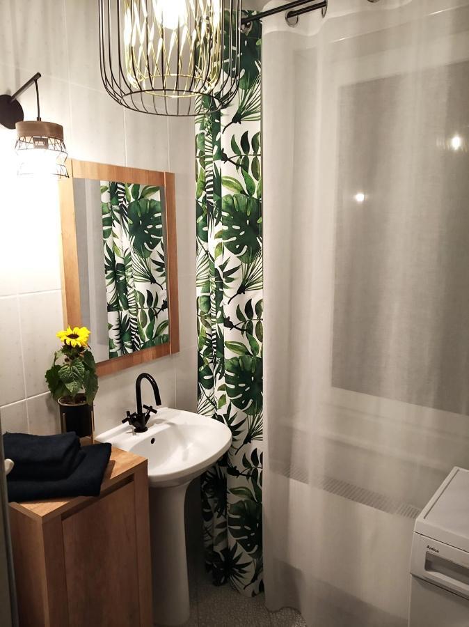 Downtown Studio Appartement Zielona Góra Buitenkant foto